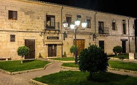 HOSTAL Villa de Brulles
